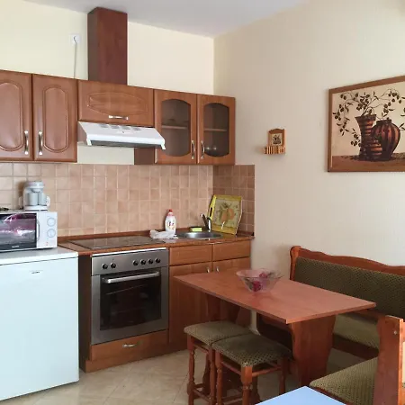 Golden Patti Апартаменты